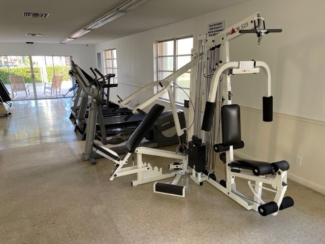 Gym - 4500 N Federal Hwy