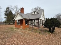 Building Photo - 4676 Sevierville Rd