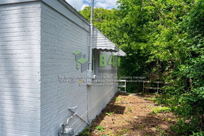 Building Photo - 163 Munson Dr