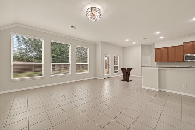 Building Photo - 17506 Waeback Dr