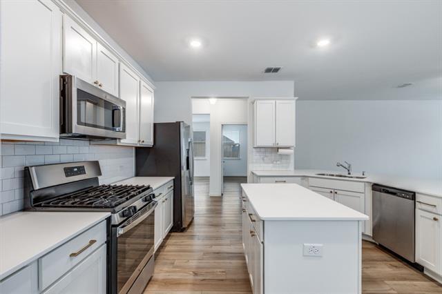 Building Photo - 7936 Lindheimer Ln