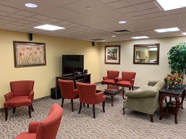 Gathering Room TV - 400 E Colonial Dr