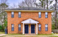 Building Photo - Conveniently Located Duplex in Augusta