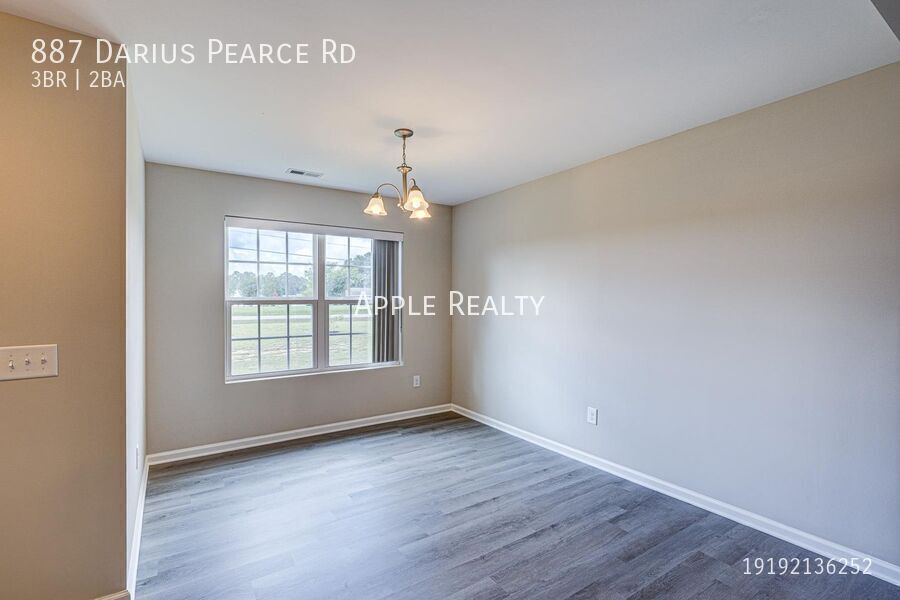 Building Photo - 887 Darius Pearce Rd