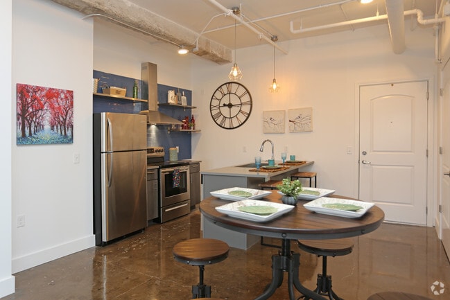 Interior Photo - The Columbus Building