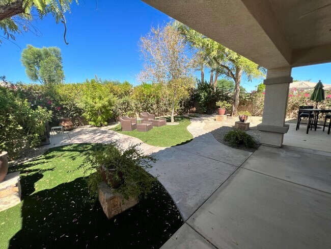 Building Photo - 80100 Presidio Ct