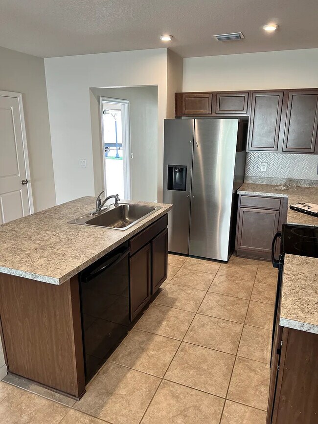 Building Photo - 17930 Turning Leaf Cir