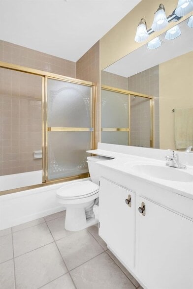 Building Photo - 656 Windrush Bay Dr