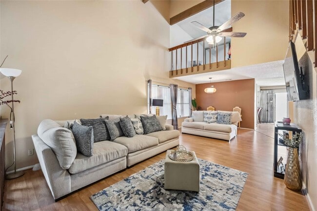 Building Photo - 12018 Willow Trail