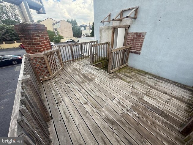 Building Photo - 251 Fulton St