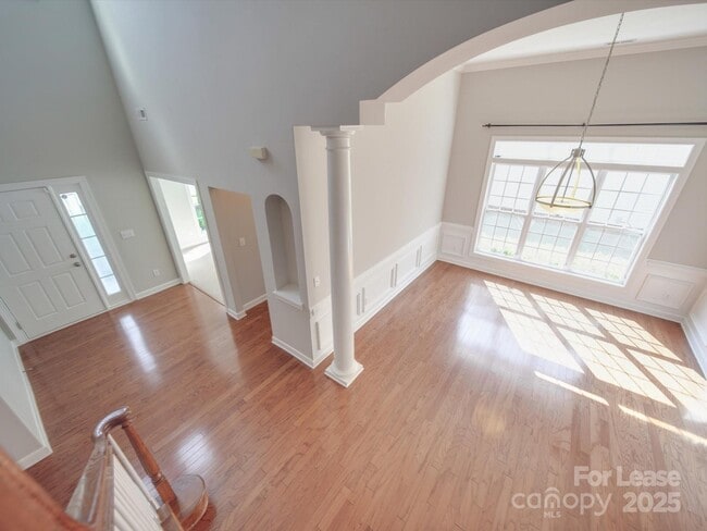 Building Photo - 15340 Prescott Hill Ave