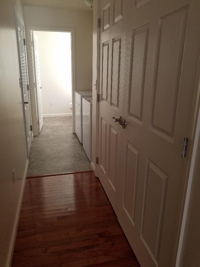 Building Photo - 28 Holler Rd