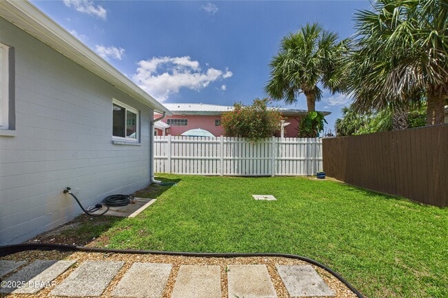 Building Photo - 4035 Oriole Ave