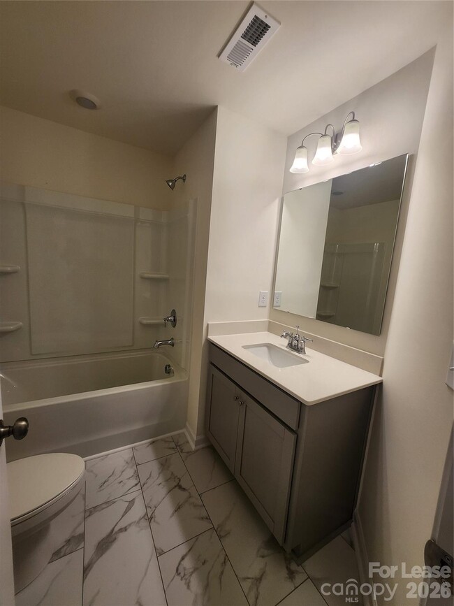 Building Photo - 7150 Bentz St