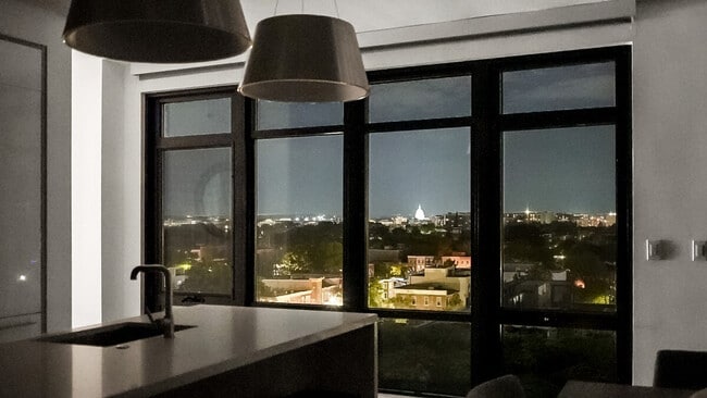 Building Photo - 1611 8th St NW