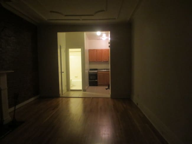 Building Photo - 328 E 55th St