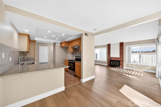 Building Photo - 3 Silver Fir