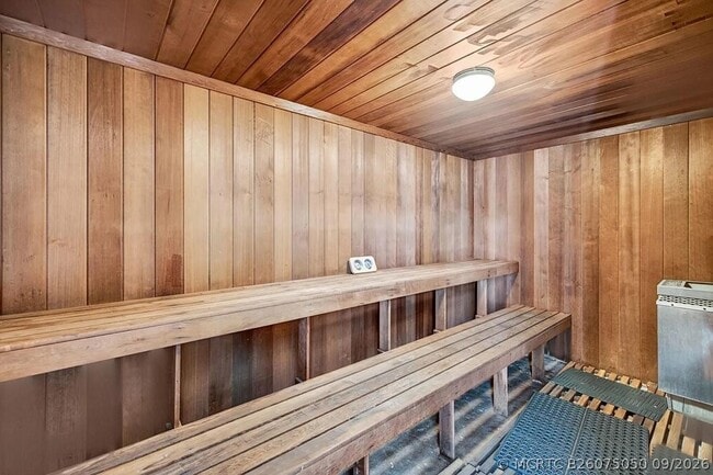Building Photo - 1541 S Ocean Blvd