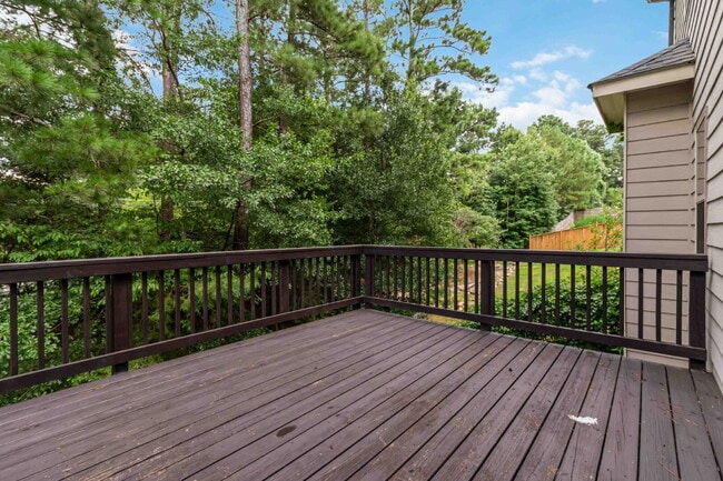 Building Photo - 871 Overlook Path Way