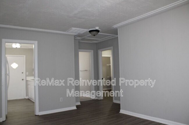 Building Photo - 1510 Koger St