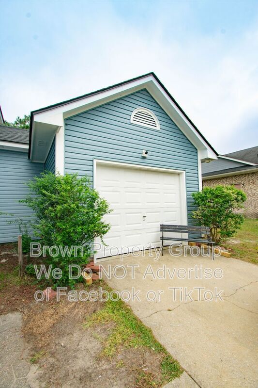 Building Photo - 111 Kristin Ave