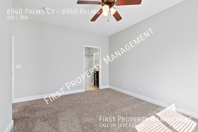 Building Photo - 6940 Palms Ct