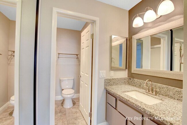 Building Photo - 4700 Nara Vista Way