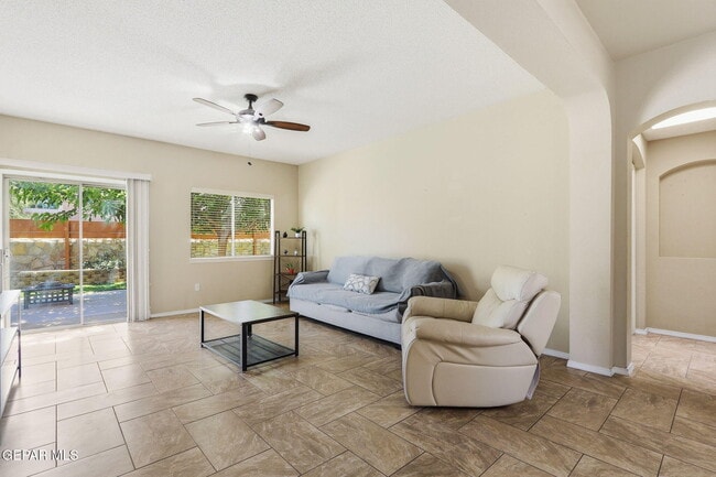 Building Photo - 14244 Smokey Point Dr