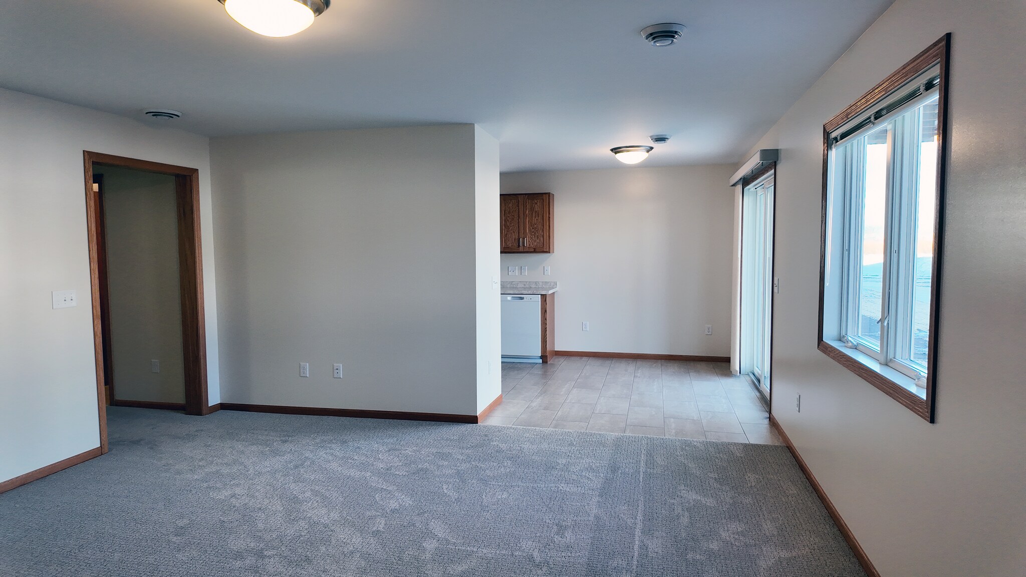 Living Room - 2108 Arlington Trl