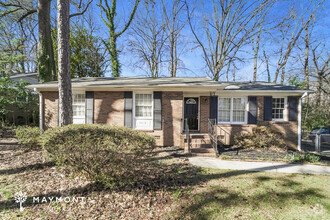 Building Photo - Charming Brick Home