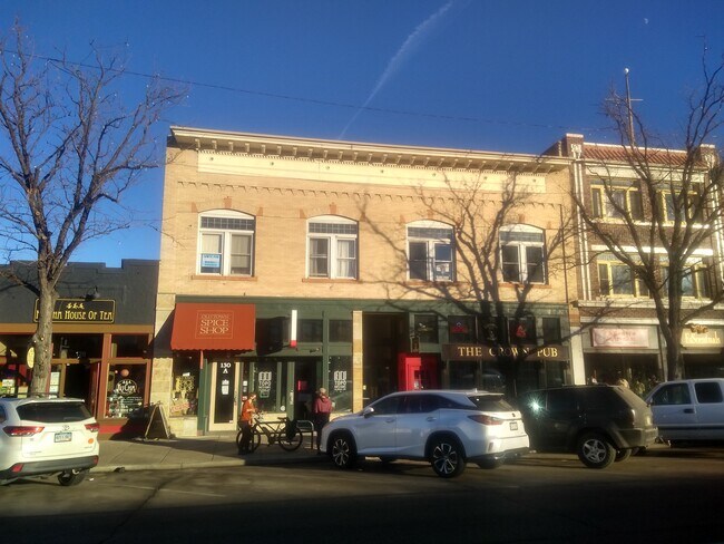Primary Photo - 132 S College Ave