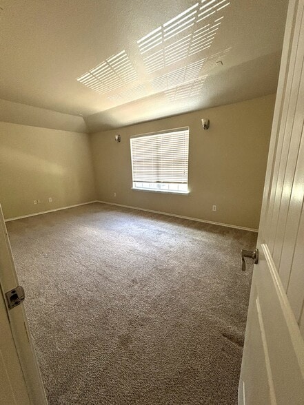 Building Photo - 9717 Sand Trap Dr