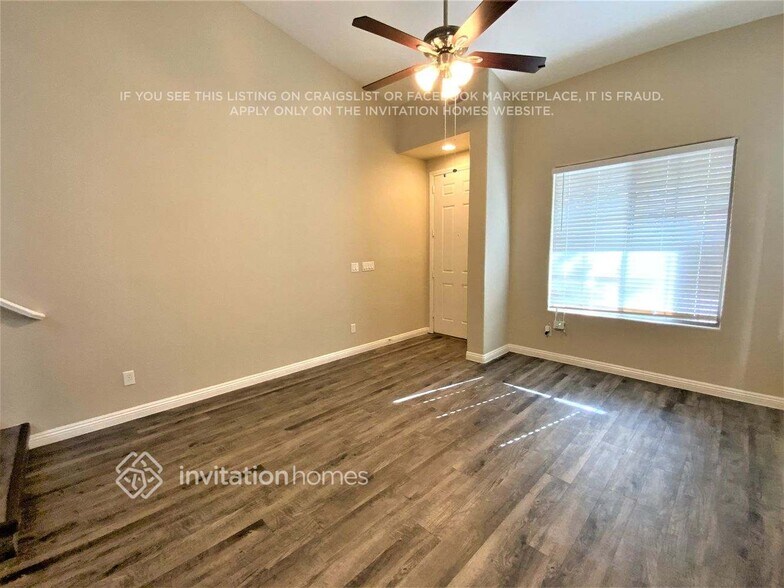 Building Photo - 9132 Little Horse Ave