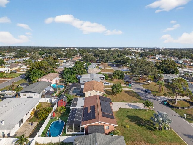 Building Photo - 11761 80th Ave