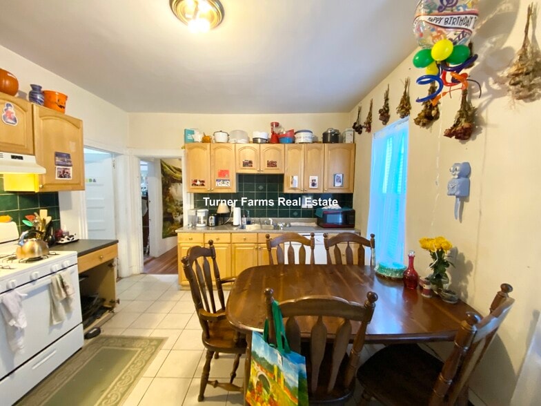 Building Photo - 34 Darling St