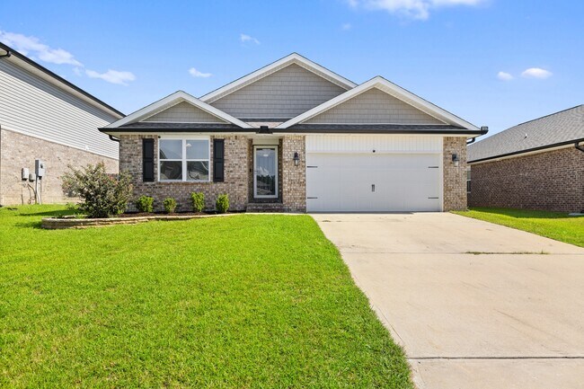 Primary Photo - 1016 Limpkin St