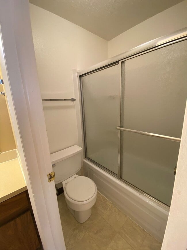 Building Photo - 1118 City Park Ave