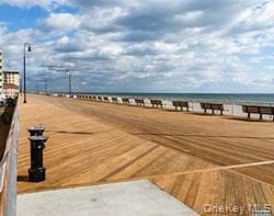 Building Photo - 277 W Broadway