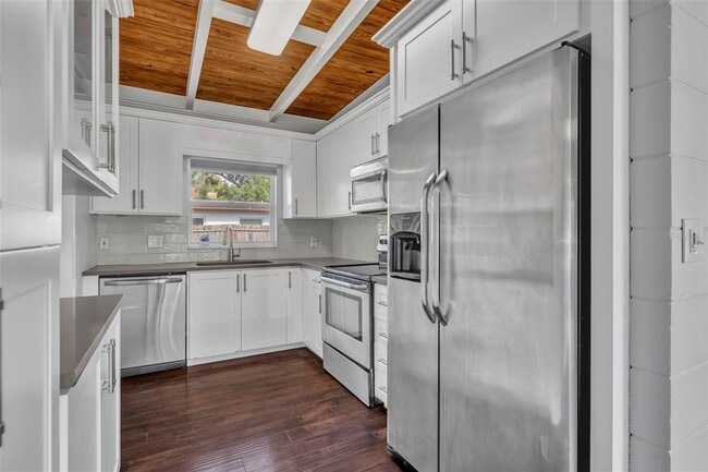 Building Photo - 2805 Northwood Blvd