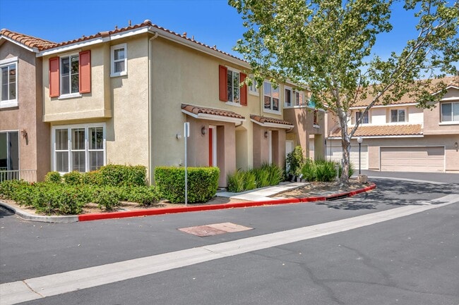 Building Photo - 18014 Flynn Dr