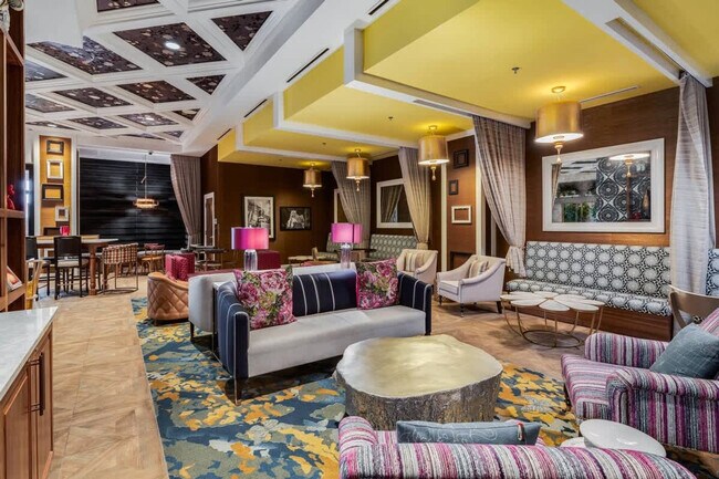 Building Photo - 309 Vine St