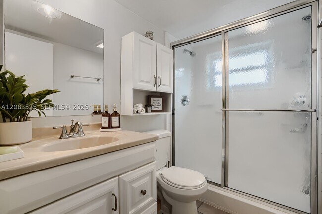 Building Photo - 9311 Orange Grove Dr
