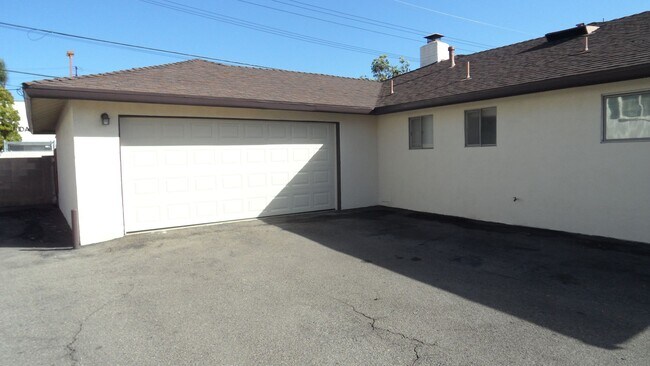 Building Photo - 1189 N Shattuck St