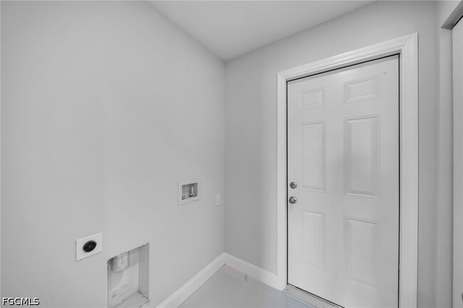 Building Photo - 2001 NW 20th St