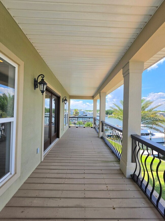 Building Photo - Waterfront 4/2 in Terry Cove with pool and boat dock