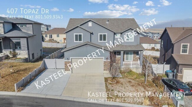 Building Photo - 407 Topaz Dr