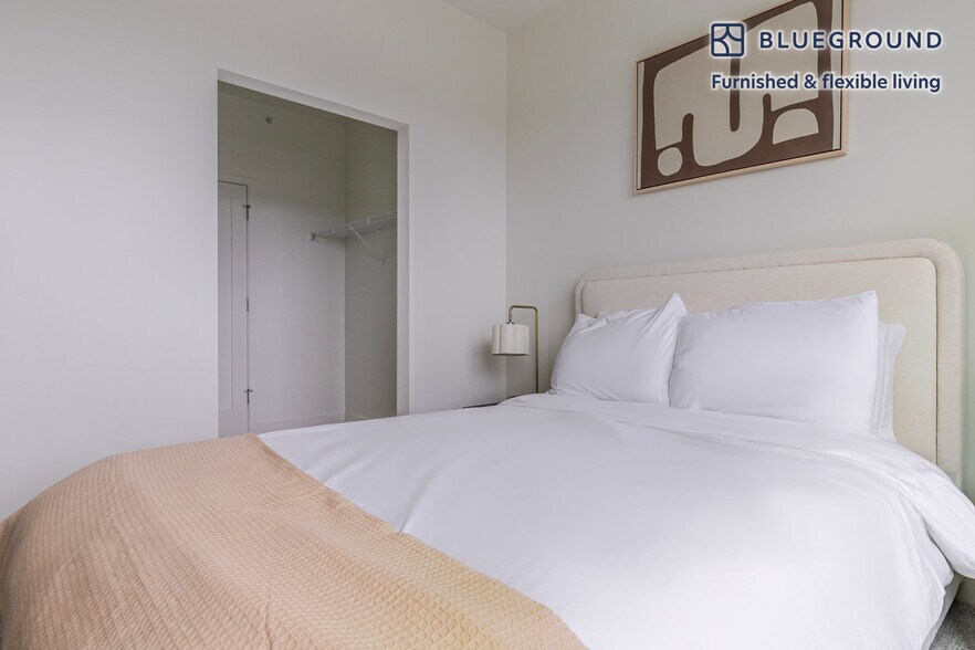 Building Photo - 100 N Addison Ave