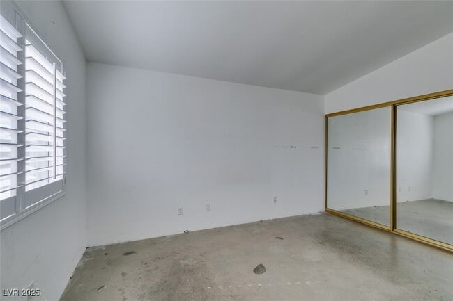 Building Photo - 1803 Discus Dr
