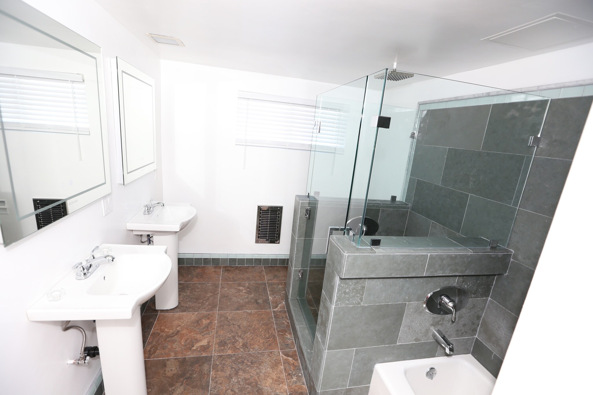 Building Photo - 4776 Don Miguel Dr
