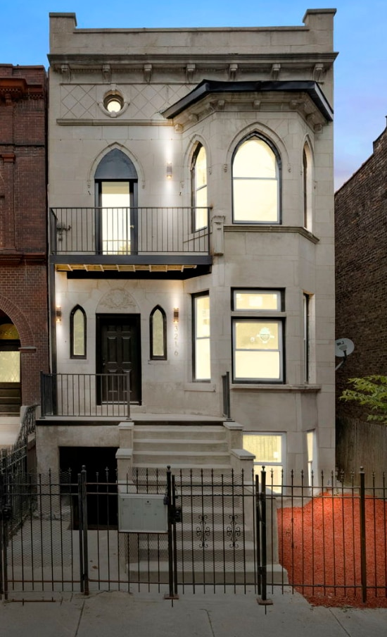 Primary Photo - 3216 W Fulton Blvd